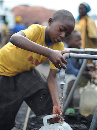 20120514-Foreign aidHumanitarian_Aid_in_Congo_Water.jpg